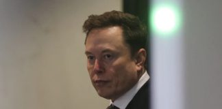 Musk and Altman Shift Their Battle from Courtroom to Wall Street Ahead of Landmark IPOs