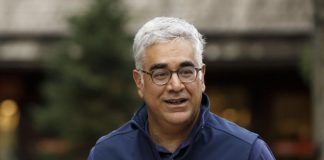Workday Jumps 14% as It Raises Margin Forecast on AI Strength