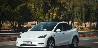 Tesla Shares Drop 8% Despite Robust Delivery Figures
