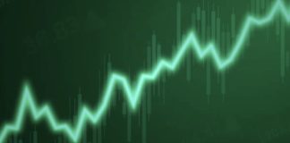 S&P 500 Gains as Treasury Yields Drop and Chip Stocks Climb